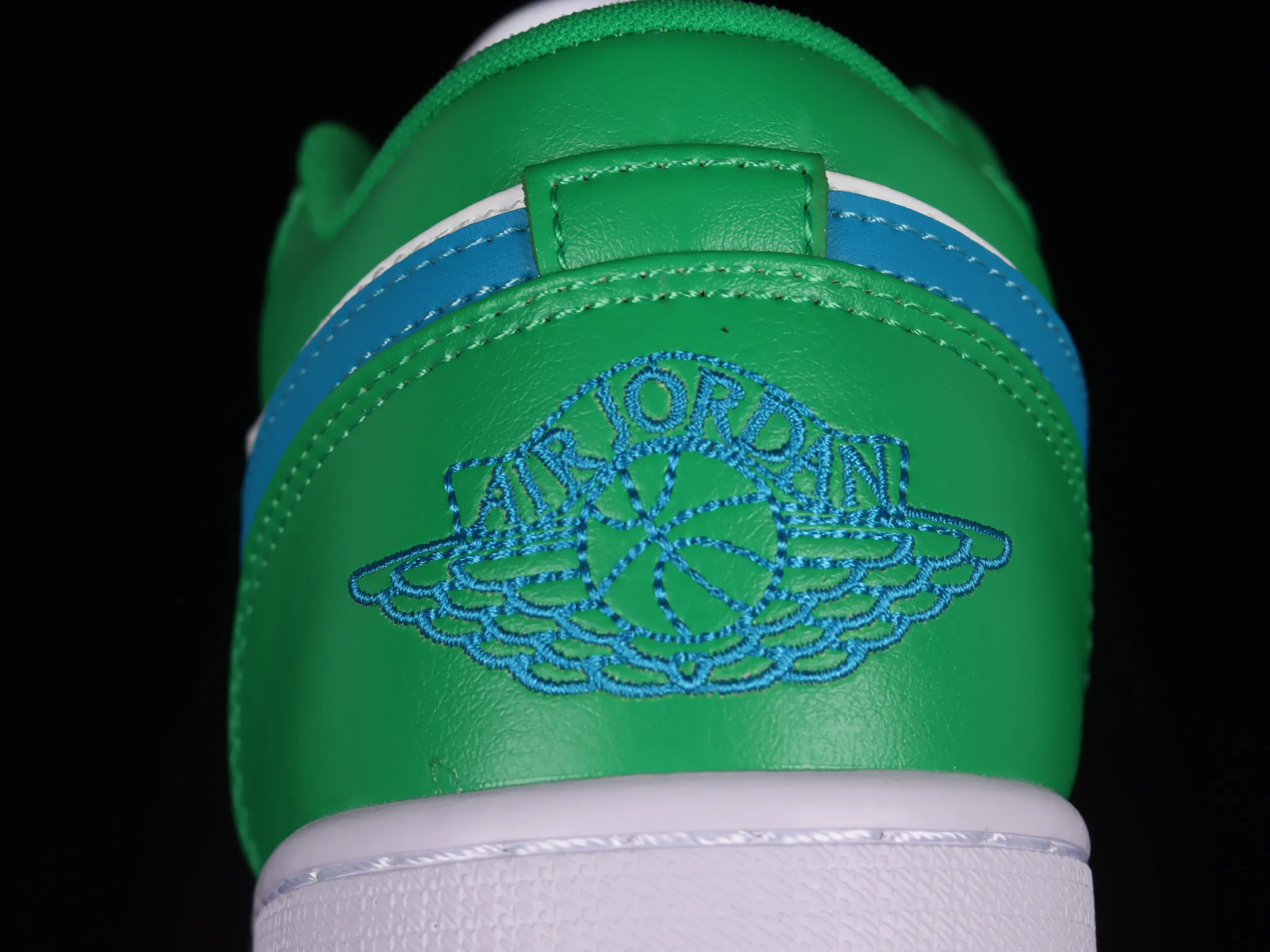 All categories Air Jordan Jordan series basketball shoes Air Jordan 1 Low Z version Air Jordan 1 Low "White Green" AJ1 Joe 1 white green low-top basketball shoes DC0774-304